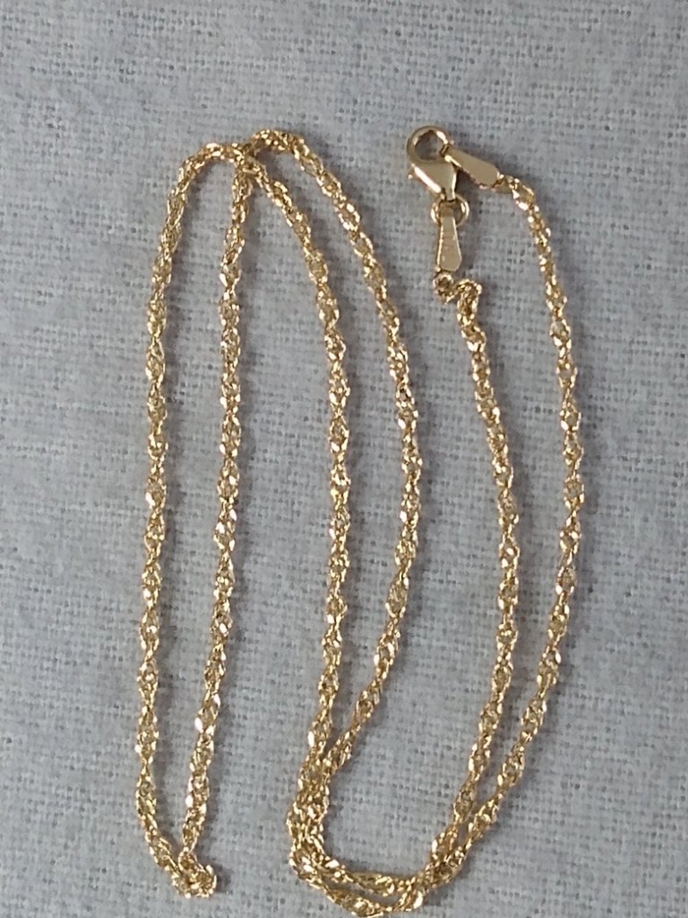 Solid 10k yellow gold diamond cut chain - Picture 3 of 6